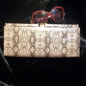Ladies' Clutch